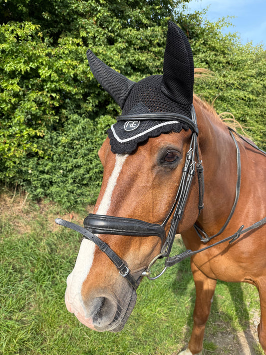 Raaen Equestrian Fly Veil - Black